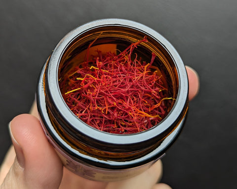 Comment récolter et transformer du safran au Québec? - Le nutritionniste urbain